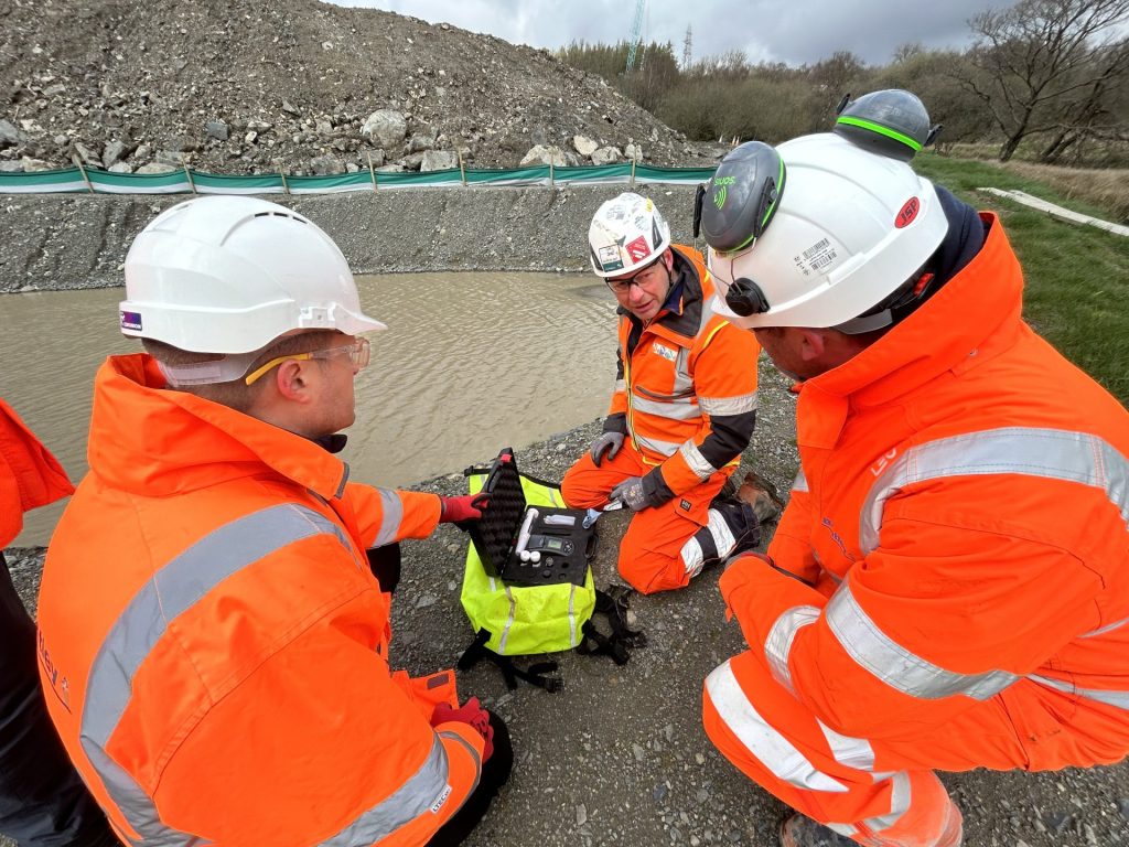 Monitoring water quality during construction - Frog Environmental