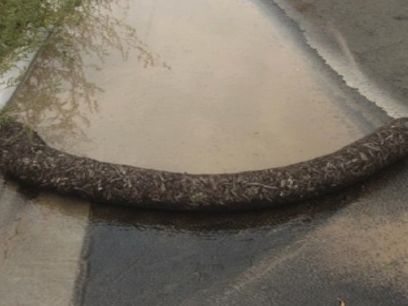 Silt Wattle can be used on hard surfaces to stop muddy water