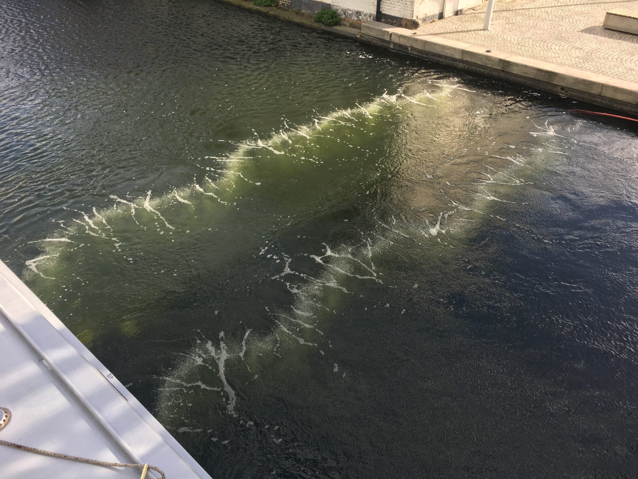 Bubble Tubing aerating water