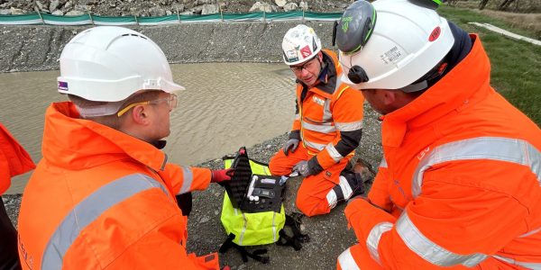 Monitoring water quality during construction - Frog Environmental